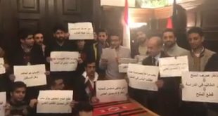 الطلاب اليمنيين المبتعثين في ألمانيا يدشنون إعتصاما مفتوحا والسفارة تتوعد